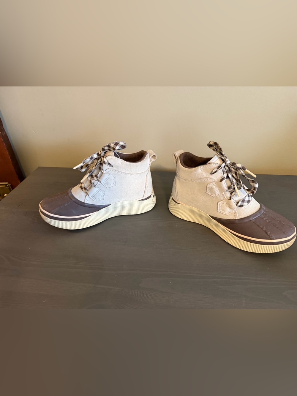 Sorel Out and About IV Leather Ankle Boot in Beige and Brown - Picture 6 of 11